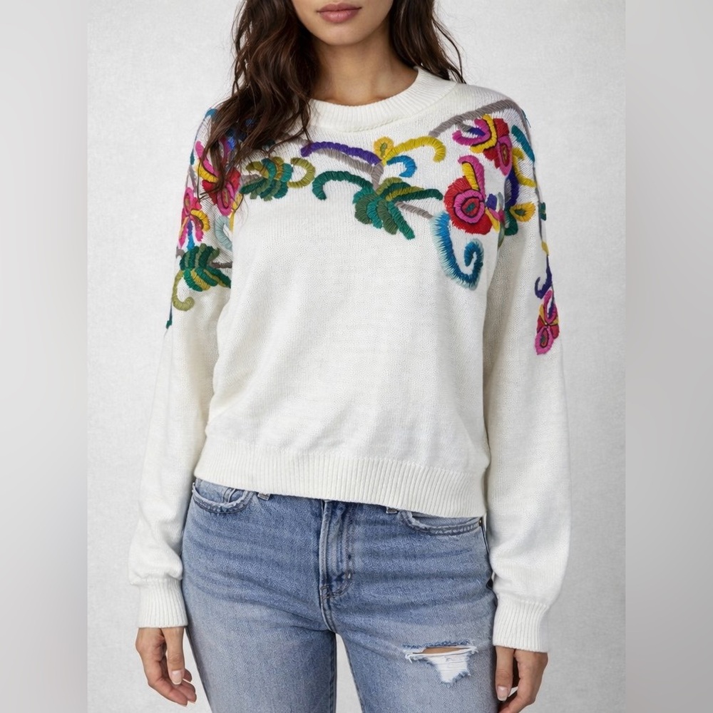 White Crewel Embroidered Bright Floral Long Sleeve Boho Sweater Vintage Sz L